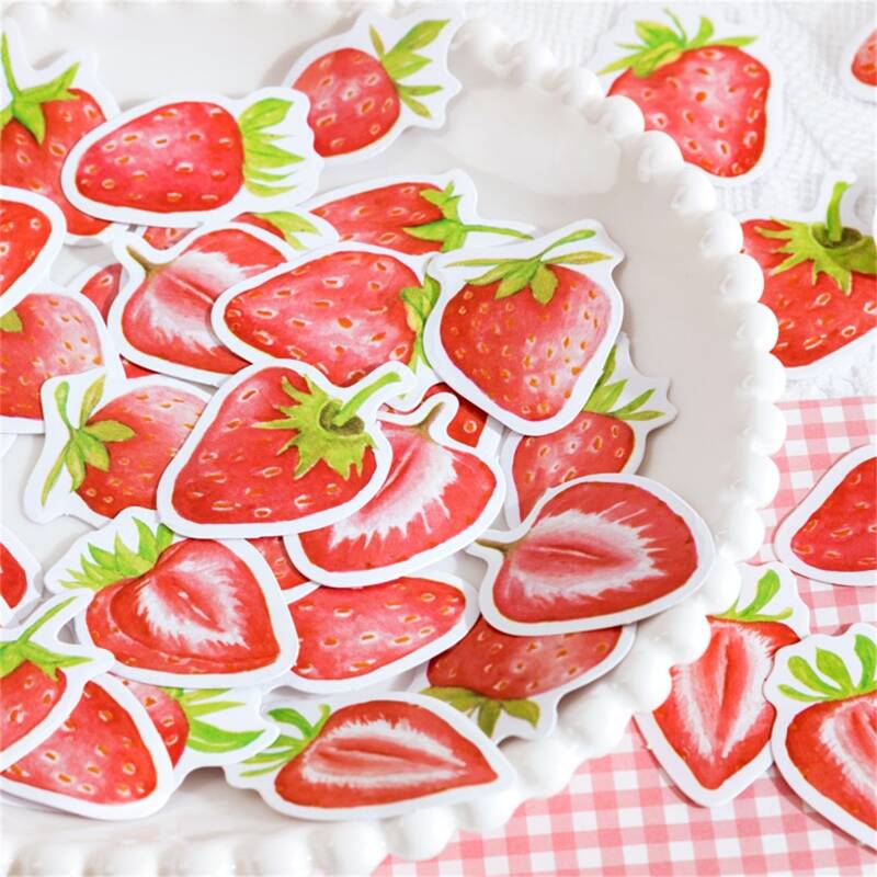 

45pcs Strawberry Print Random Sticker, Multicolor