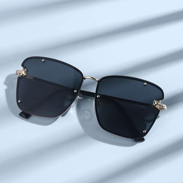 

Star Decor Tinted Lens Sunglasses