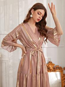 Modelyn 交叉領荷葉邊下擺腰帶洋裝 - 粉色 - 查看 5