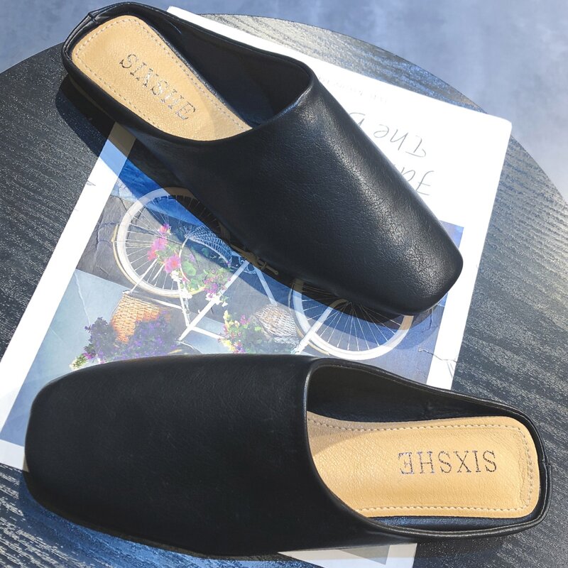 

Solid Square Toe Flat Mules, Black