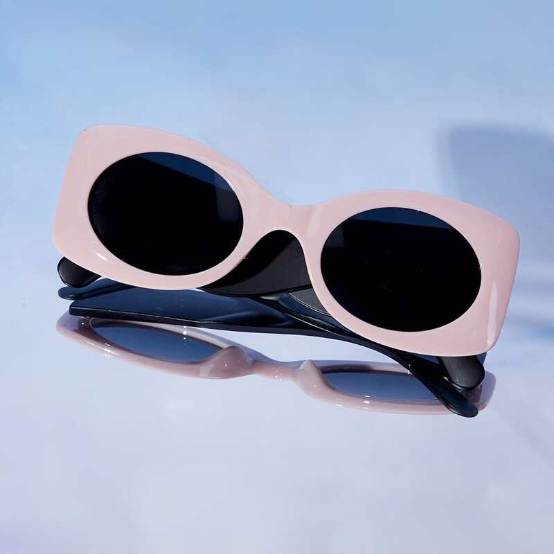 

Acrylic Frame Tinted Lens Sunglasses
