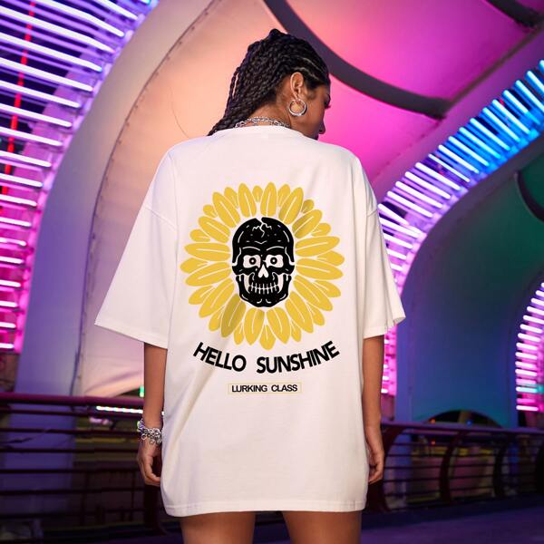 

Skull And Letter Graphic Oversized Tee, White