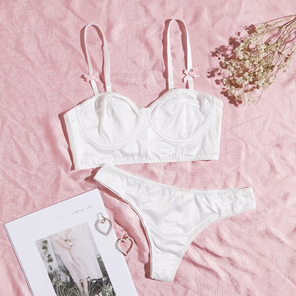 

Satin Bow Decor Push Up Lingerie Set, White