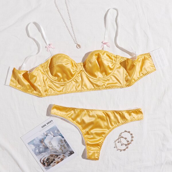 

Satin Bow Decor Push Up Lingerie Set, Yellow
