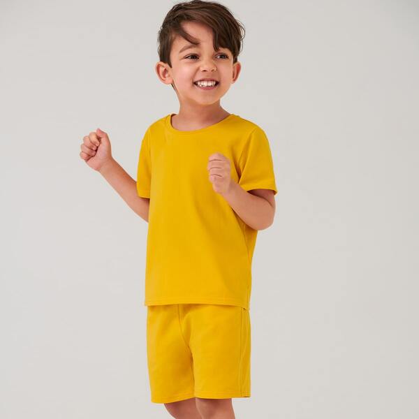 

Toddler Boys Solid Top & Track Shorts Set, Mustard yellow