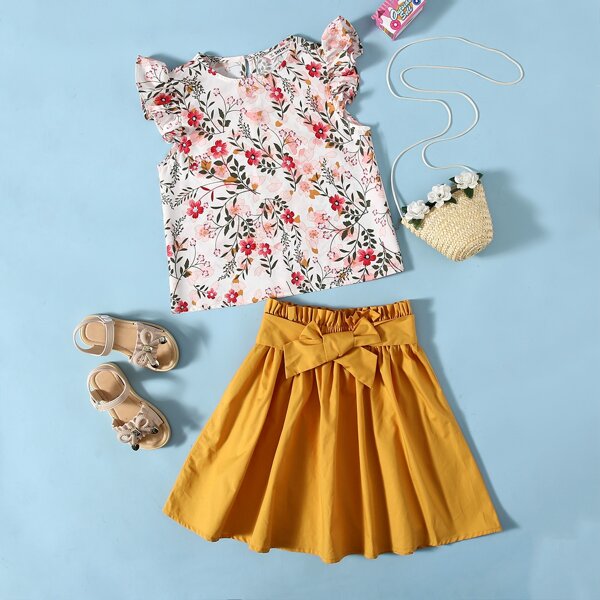 

Girls Botanical Print Top & Paperbag Waist Skirt Set, Multicolor