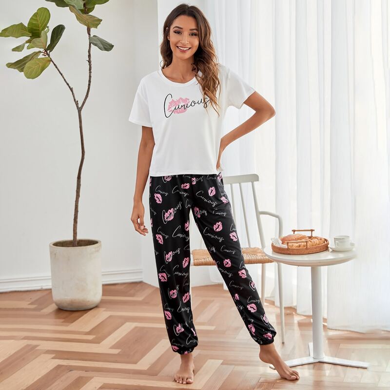 

Lip & Letter Print PJ Set, Black and white