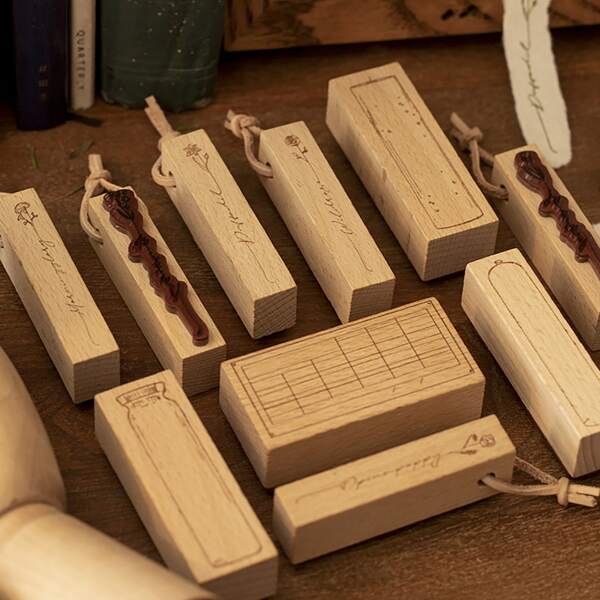 

1pc Random Wooden Stamp, Khaki