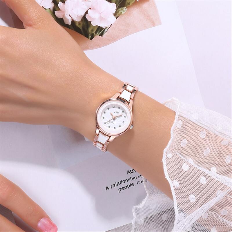 

Rhinestone Decor Quartz Watch