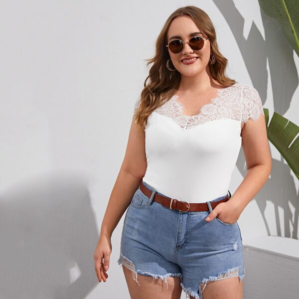 

Plus Lace Shoulder Top, White