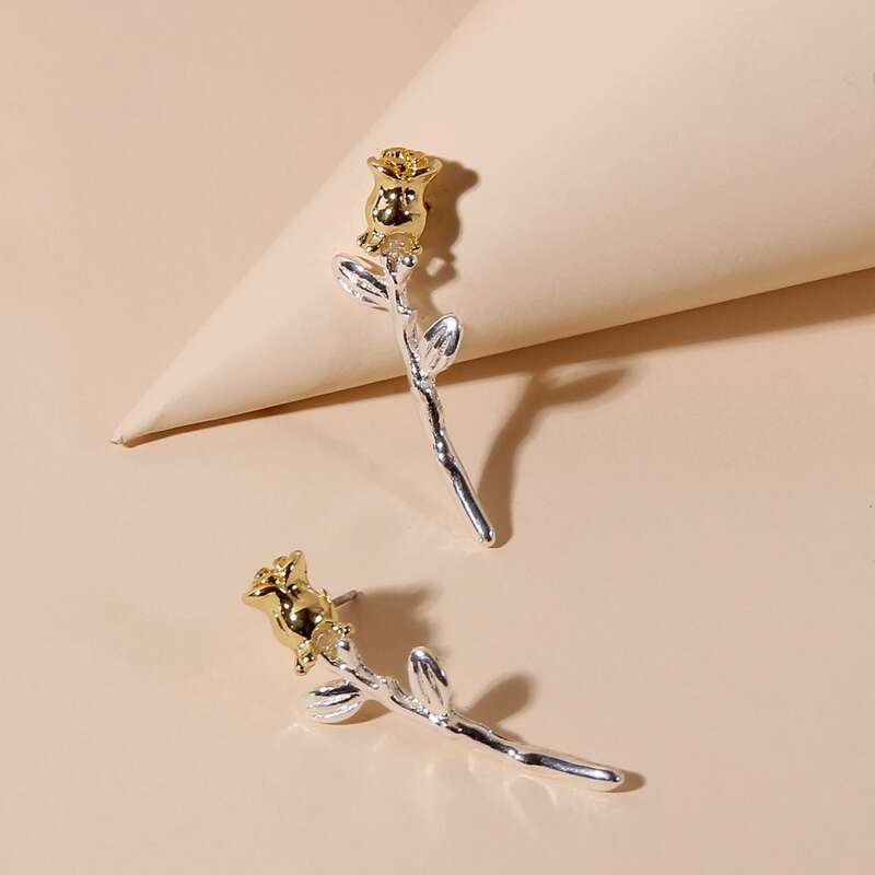 

1pair Rose Design Earrings, Silver