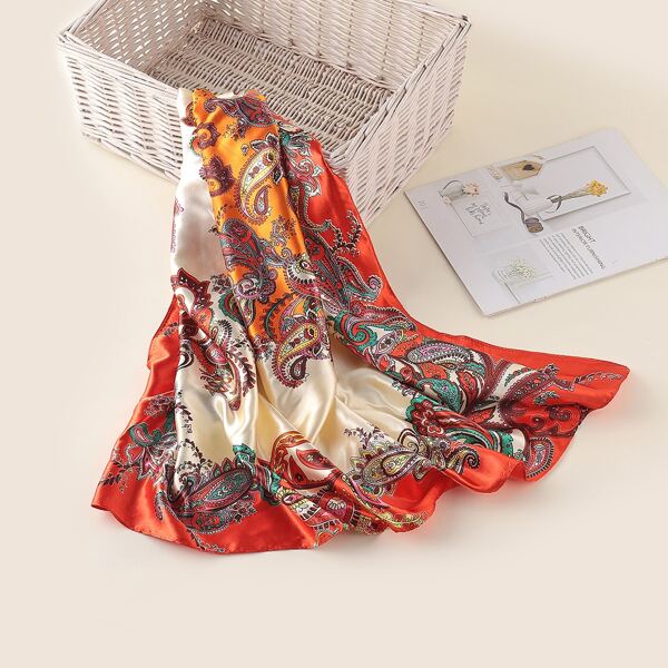 

Paisley Print Bandana, Multicolor