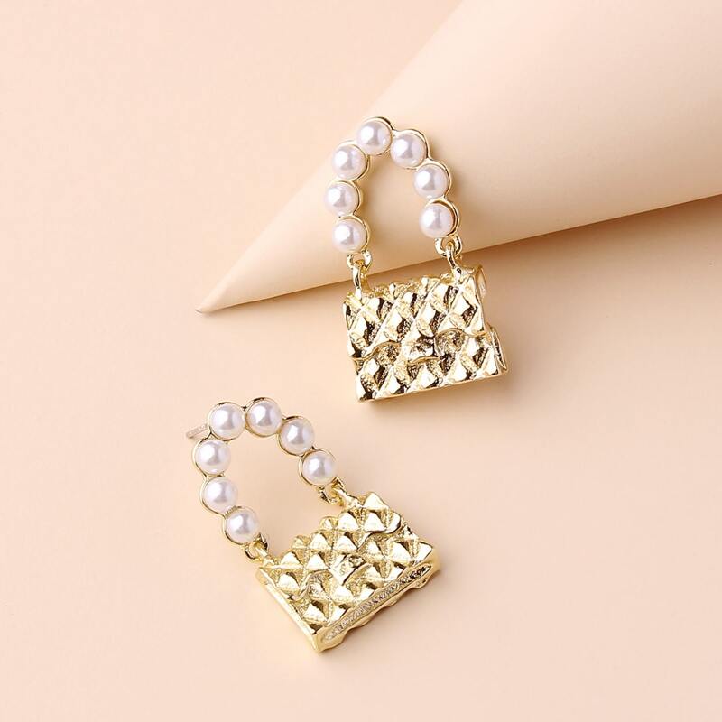 

1pair Faux Pearl Lock Design Earrings, Gold