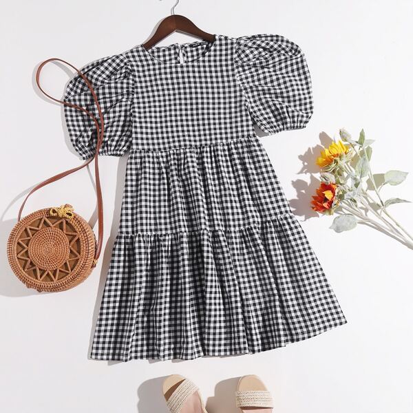 

Puff Sleeve Ruffle Hem Gingham Dress, Black and white
