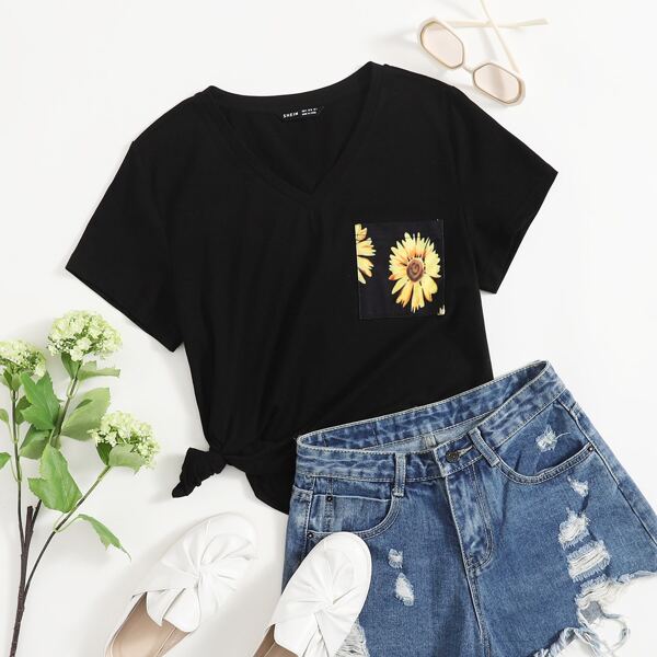 

V-neck Floral Print Patch Pocket Tee, Black