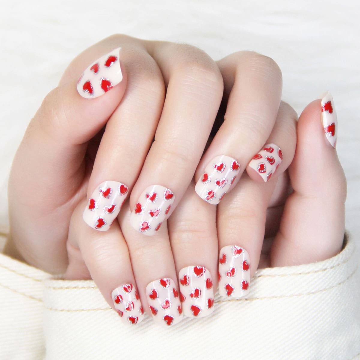 

24pcs Heart Pattern Fake Nail & 1sheet Tape & 1pc Nail File, Multicolor