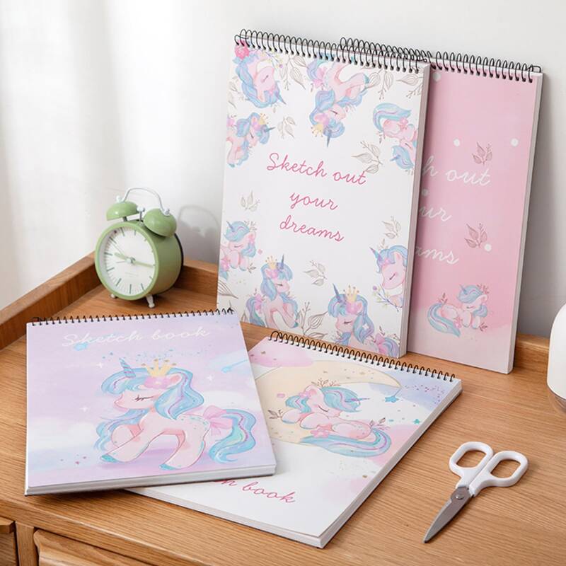 

1pc Unicorn Print Random Sketchbook, Multicolor