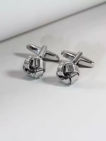 Fashionabla och populära manschettknappar i koppardesign för män för smycken och för en snygg look