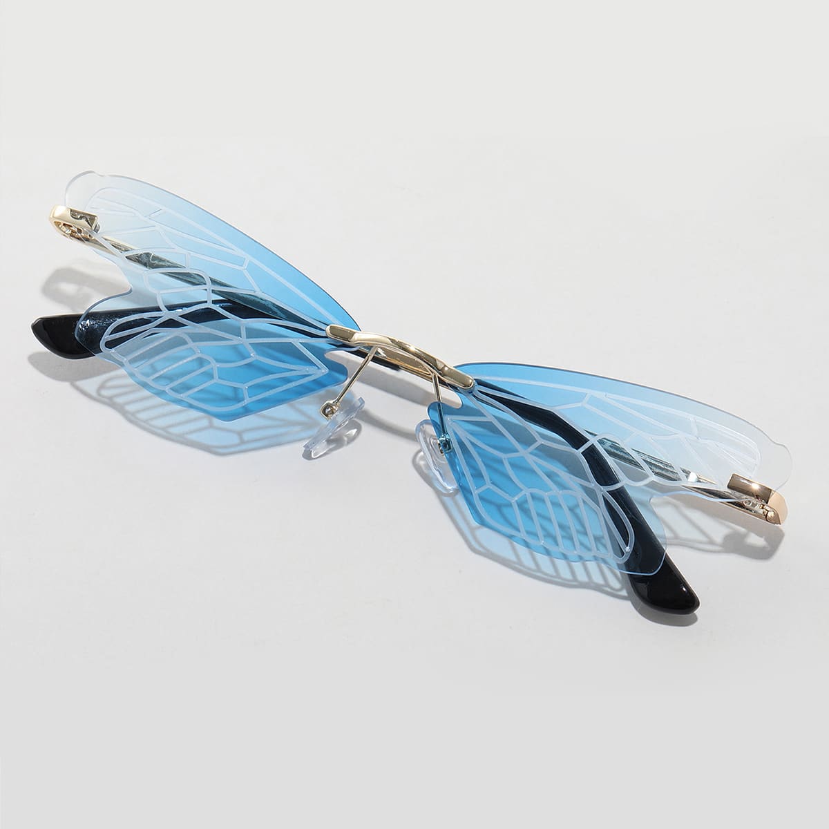 

Butterfly Wing Design Tinted Lens Sunglasses