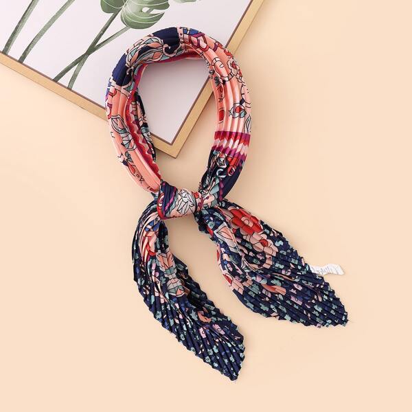 

Flower Print Pleated Scarf, Multicolor