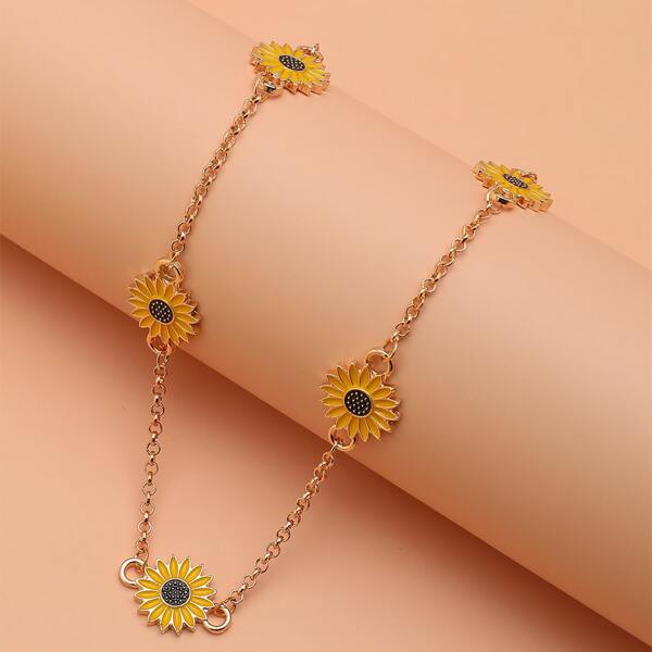 

Flower Decor Necklace, Yellow
