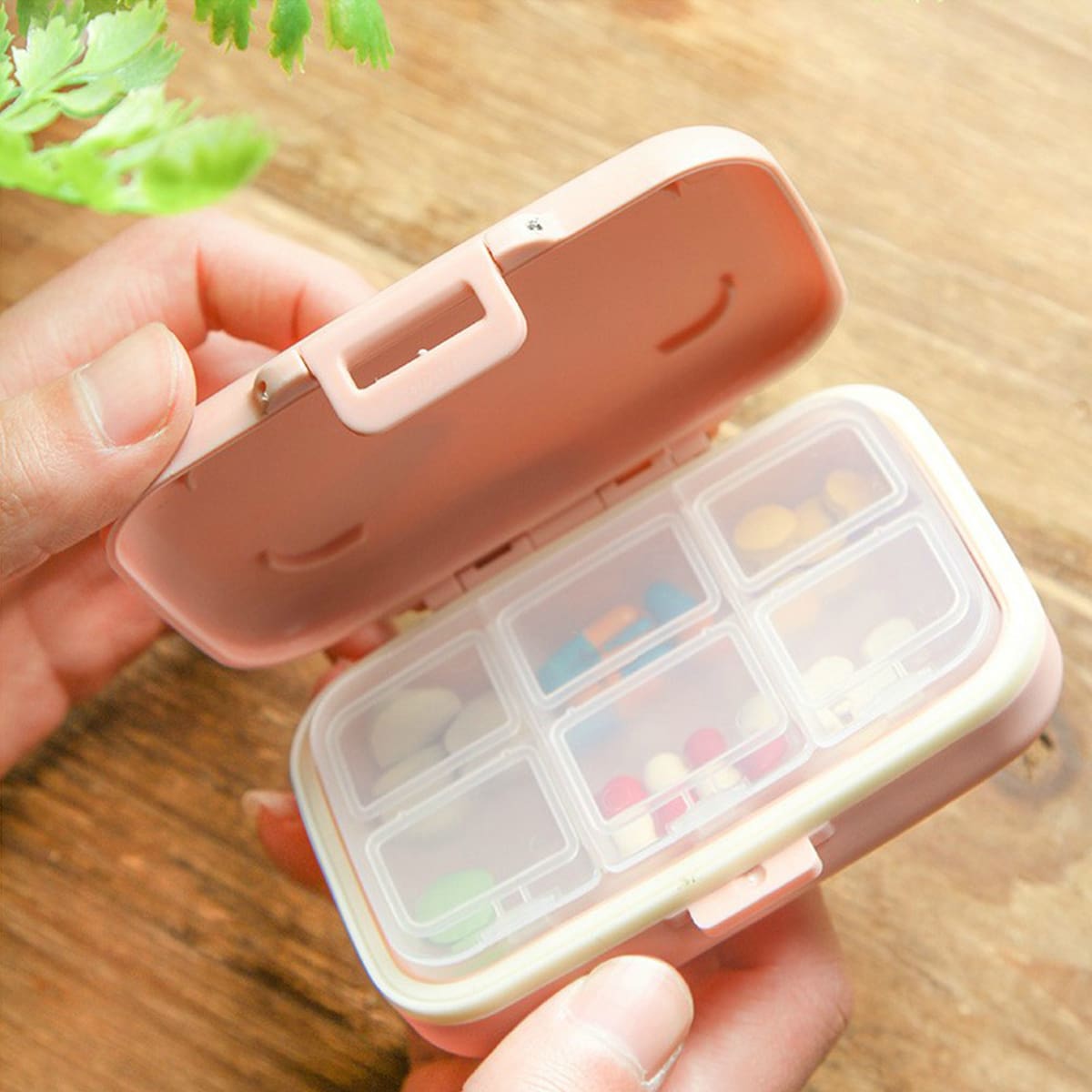 

1pc Portable Pill Box, Multicolor