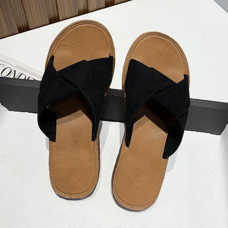 

Criss Cross Strap Slide Sandals, Black
