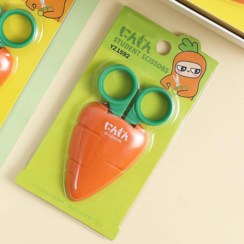 

1pc Carrot Shaped Scissors, Orange