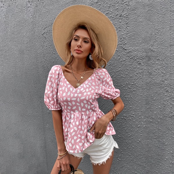 

Sweetheart Ruffle Hem Allover Print Blouse, Baby pink