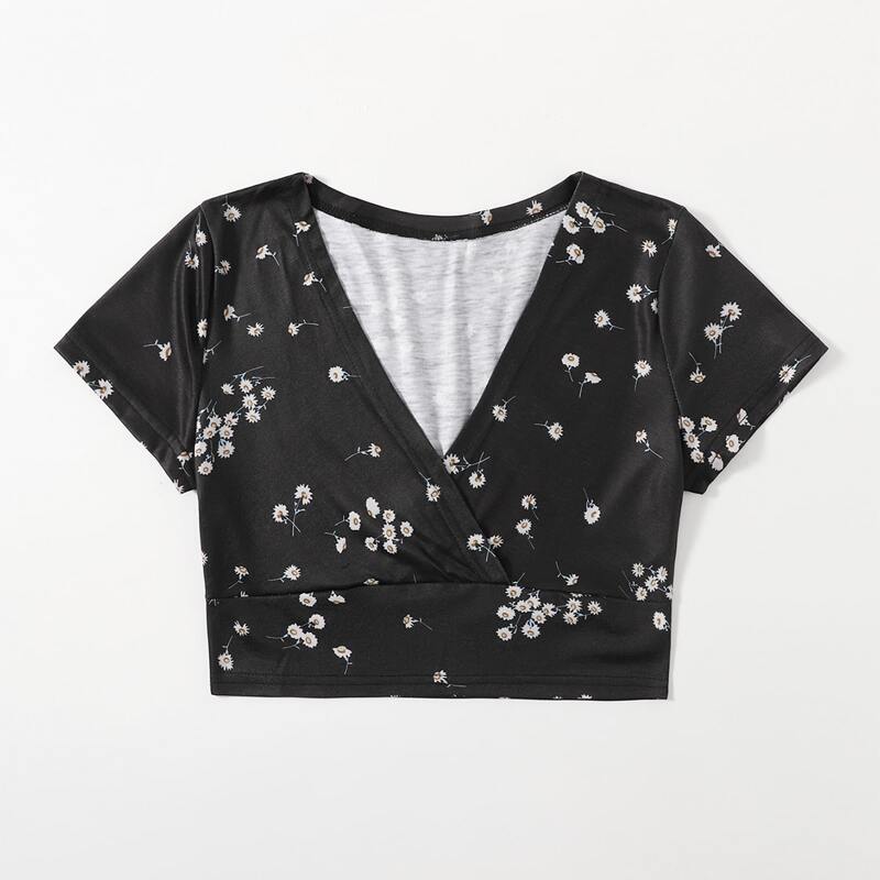 

Ditsy Floral Wrap Crop Tee, Black
