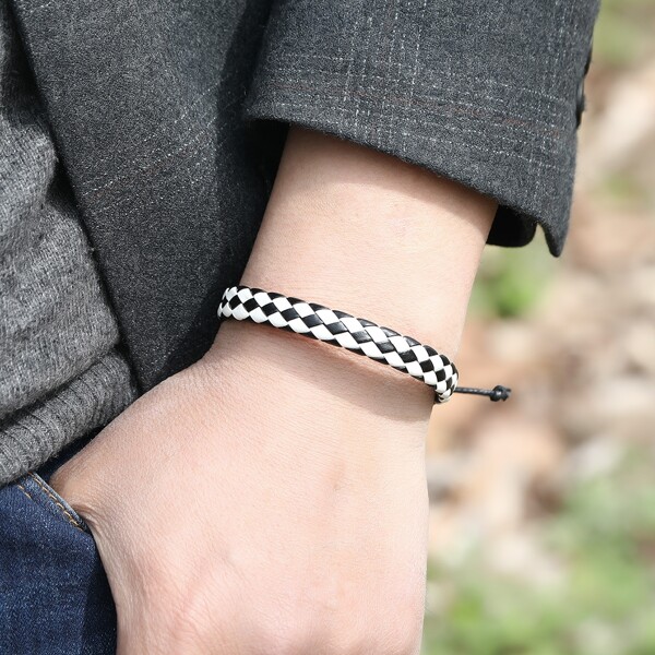 

Men PU Leather Braided Bracelet, Black and white