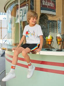 SHEIN Boys Cartoon Graphic Tee & Rainbow Striped Shorts Set - Multicolor - View 5