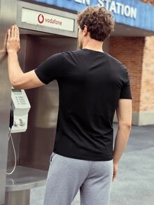 Manfinity Men Letter Graphic Tee - Black - View 2