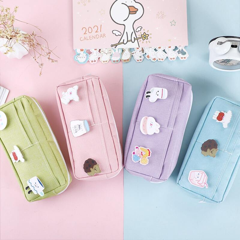 

1pc Cartoon Design Random Pencil Bag, Multicolor
