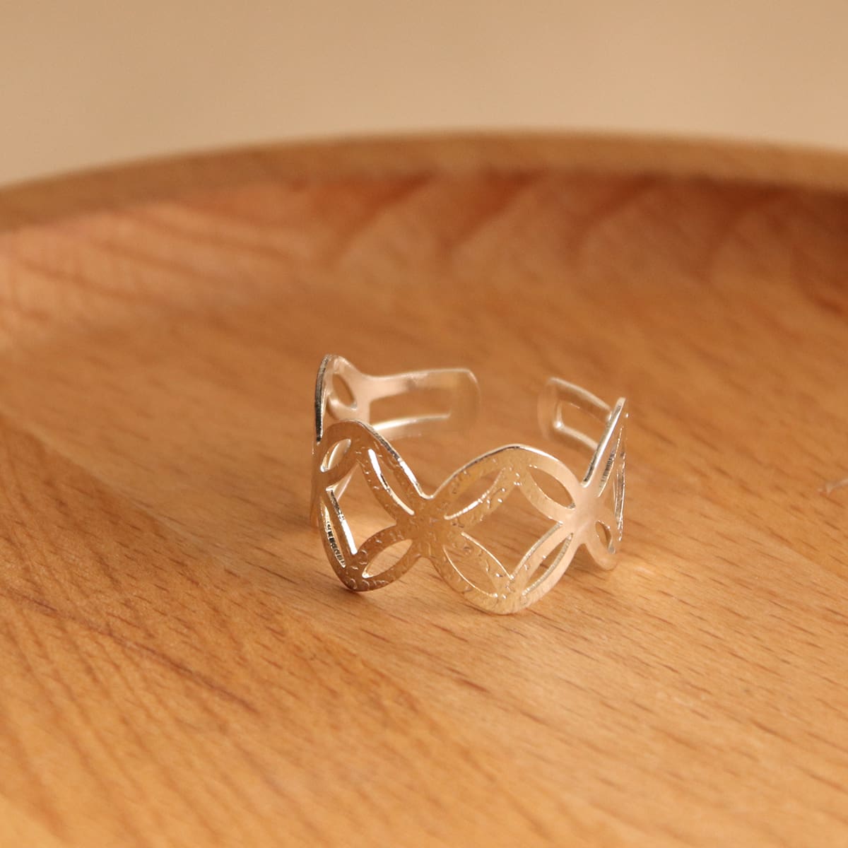 

1pc Hollow Out Cuff Ring, Silver