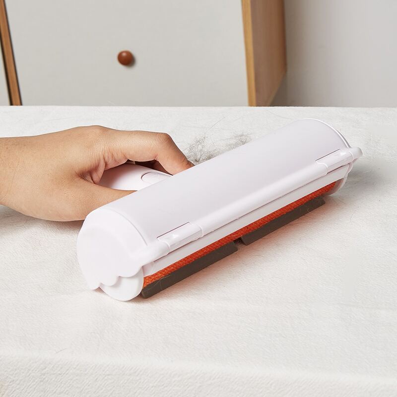 

1pc Pet Hair Cleaning Brush, Orange