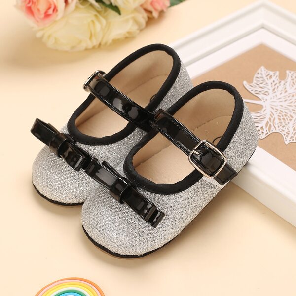 

Baby Girl Bow Decor Glitter Flats, Silver