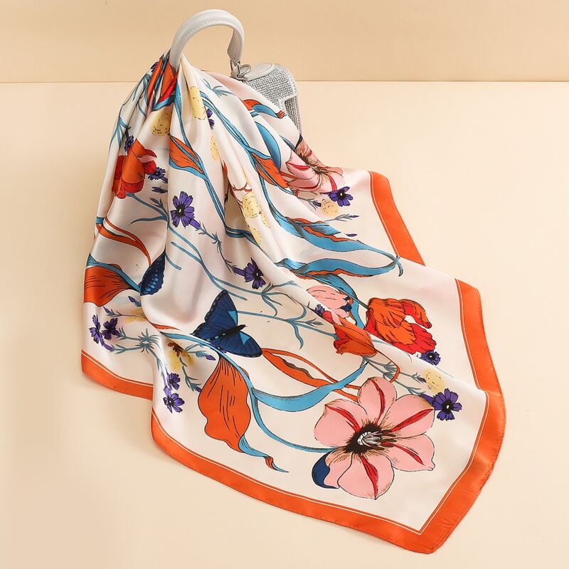 

Flower Pattern Bandana, Multicolor