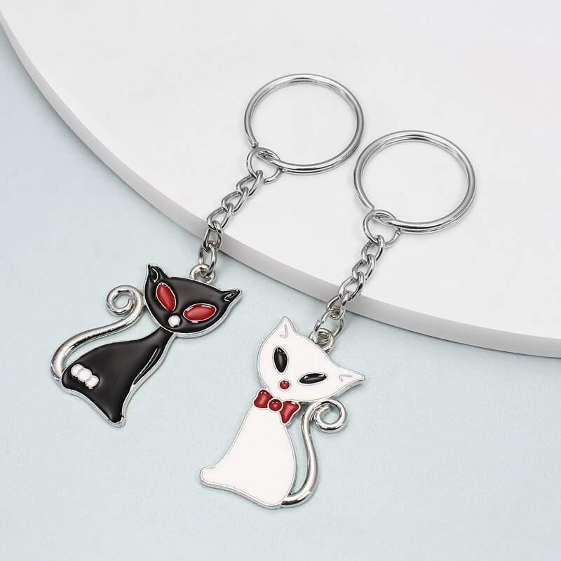 

2pcs Cat Charm Keychain, Black and white