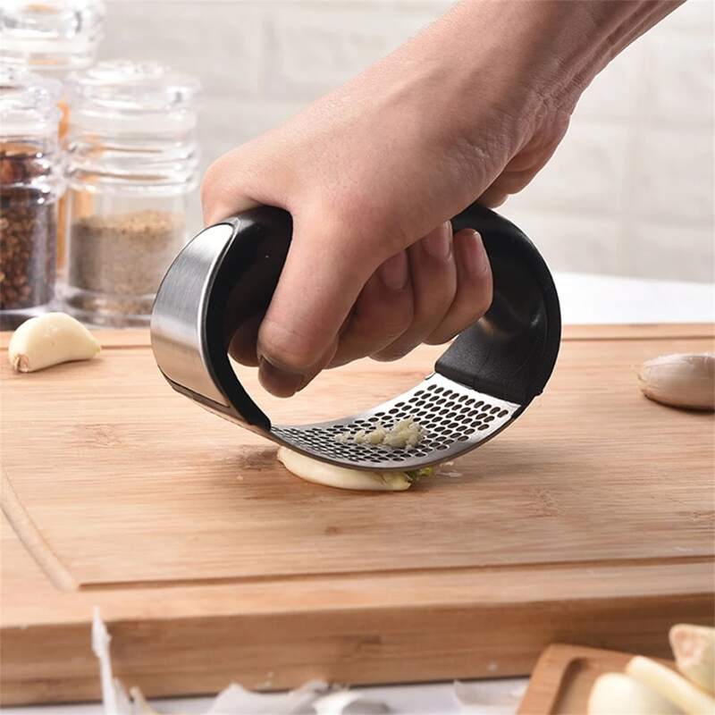

1pc Stainless Steel Garlic Press, Silver