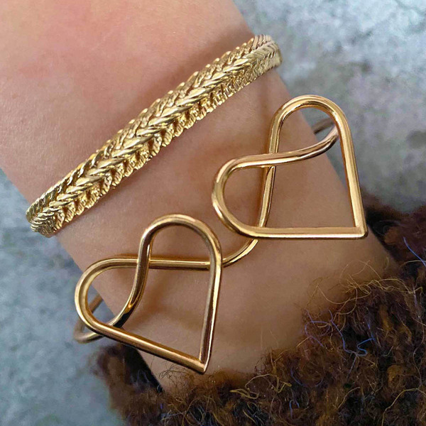 

2pcs Heart Decor Bracelet, Gold