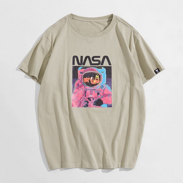 

Men Astronaut And Letter Graphic Tee, Khaki