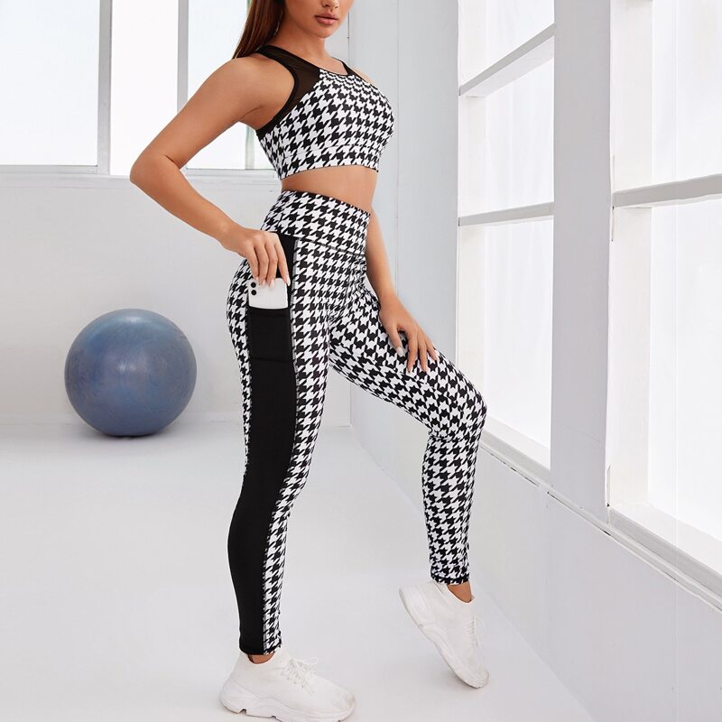 

Houndstooth Mesh Panel Sports Bra & Phone Pocket Leggings, Black and white