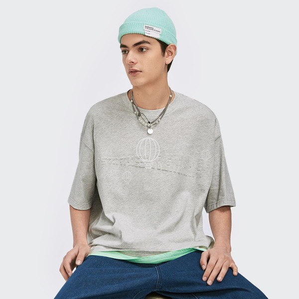

Men Geo Print Drop Shoulder Tee, Light grey