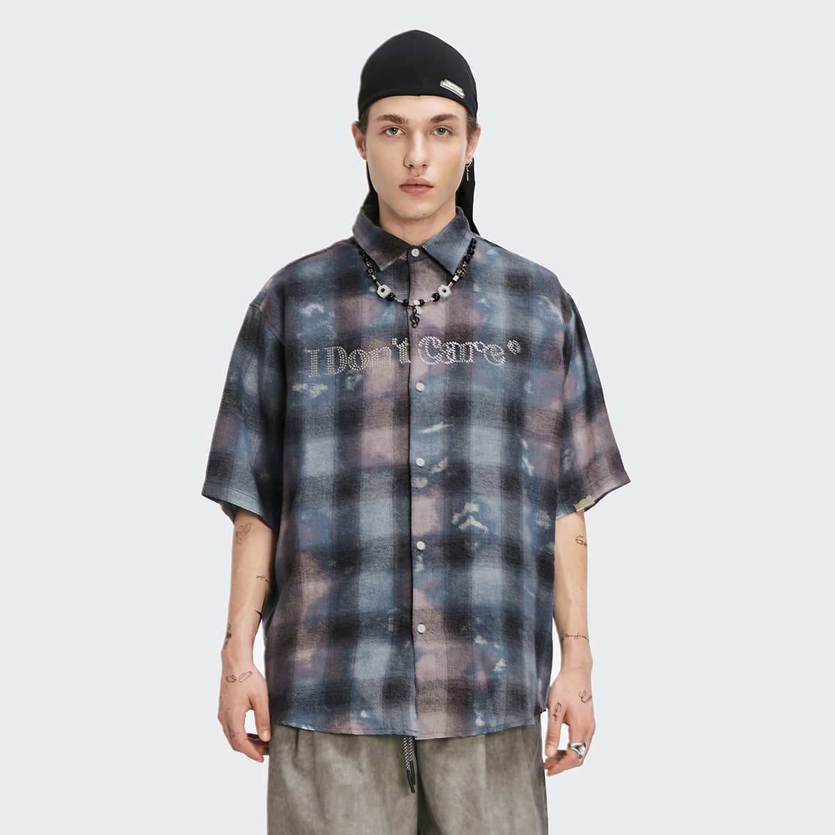 

Guys Rhinestone Letter Detail Plaid Shirt, Multicolor