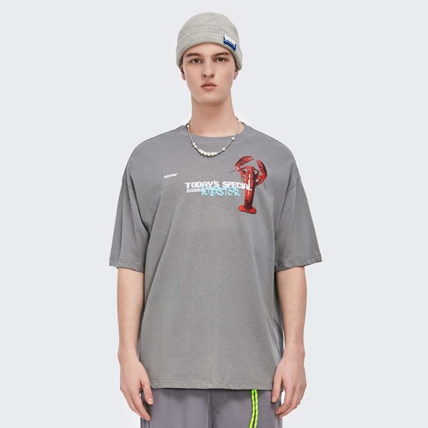 

Men Drop Shoulder Crayfish & Letter Graphic Tee, Light grey