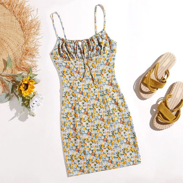 

Allover Floral Print Ruched Bust Tie Front Cami Dress, Multicolor