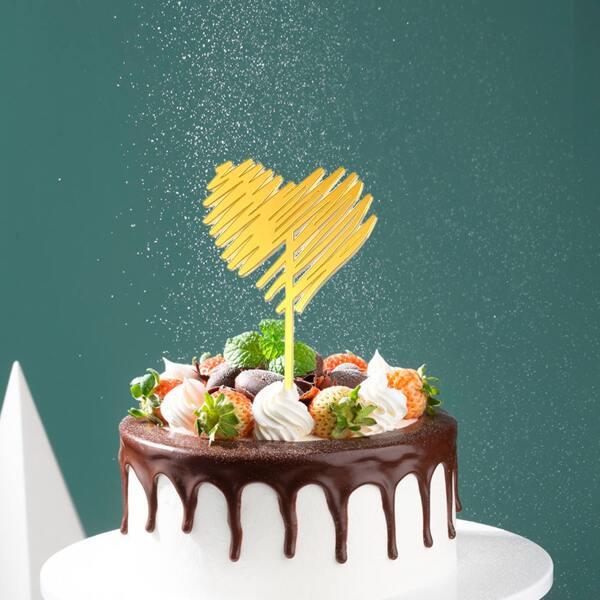 

1pc Heart Cake Topper, Gold