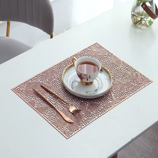 

1pc Hollow Leaf Design Placemat, Rose gold