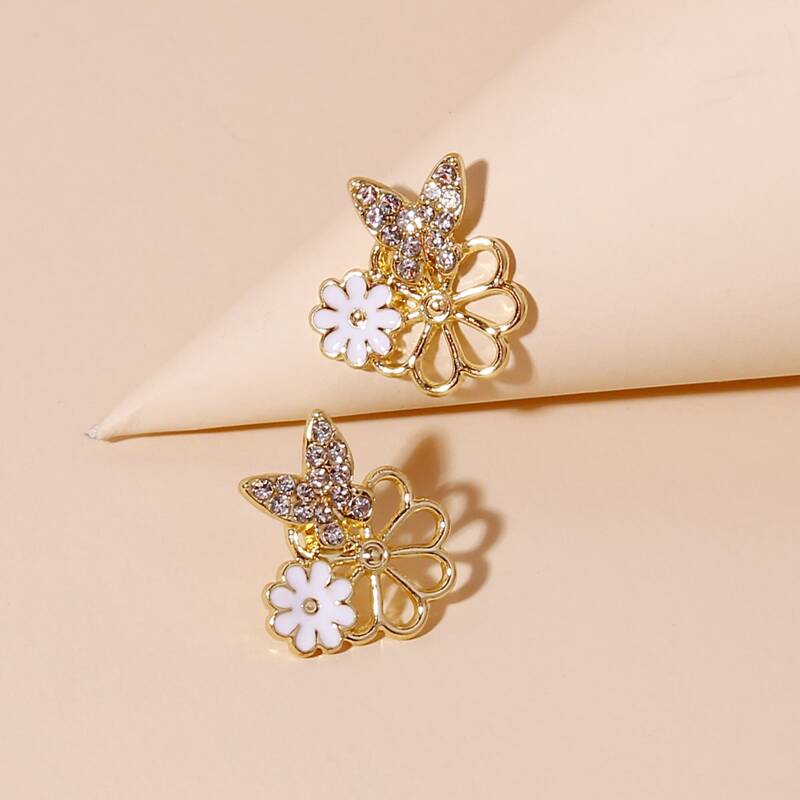 

Butterfly & Flower Decor Stud Earrings, Gold